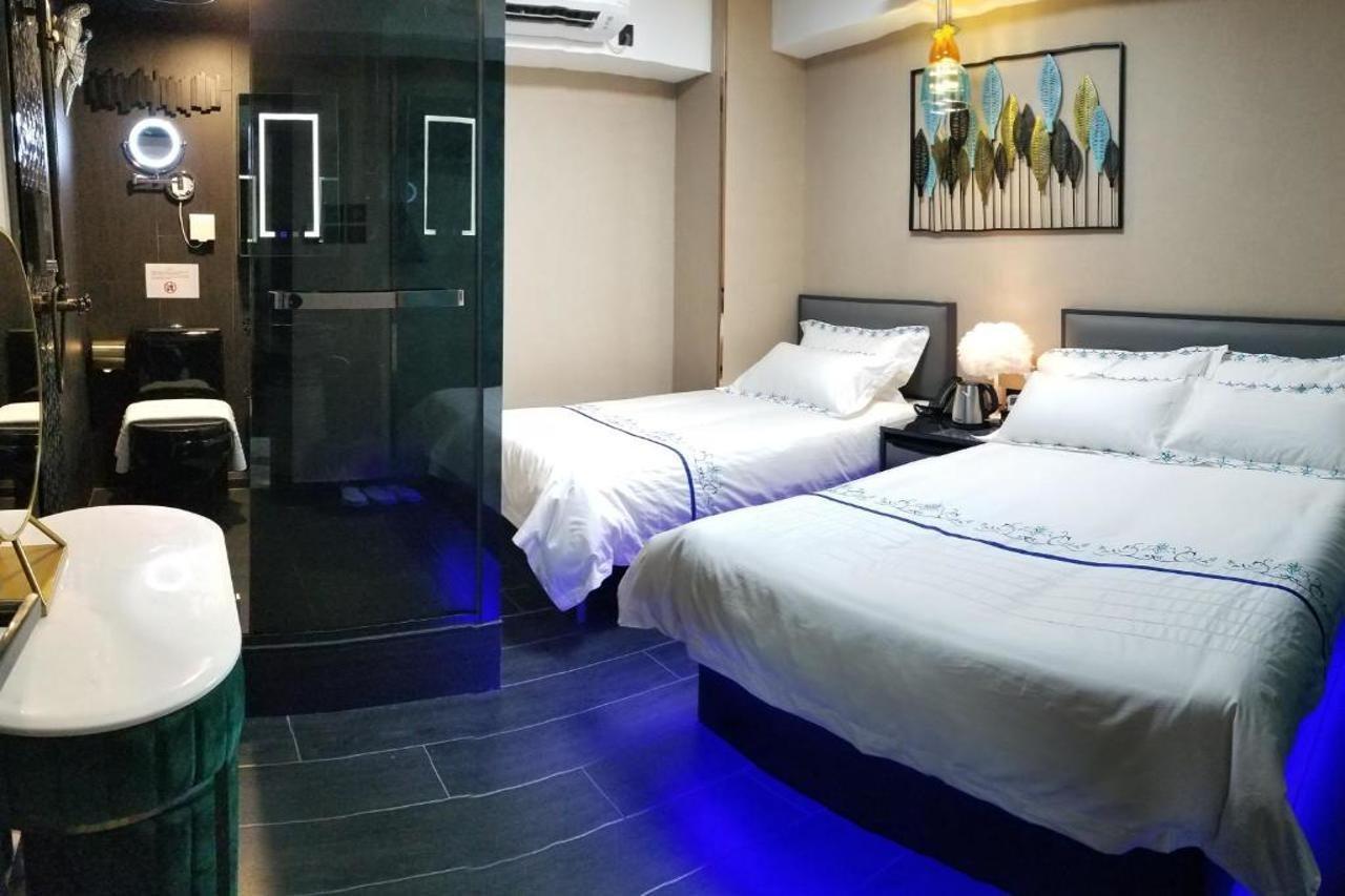 Star City Hotel Hong Kong Exterior photo