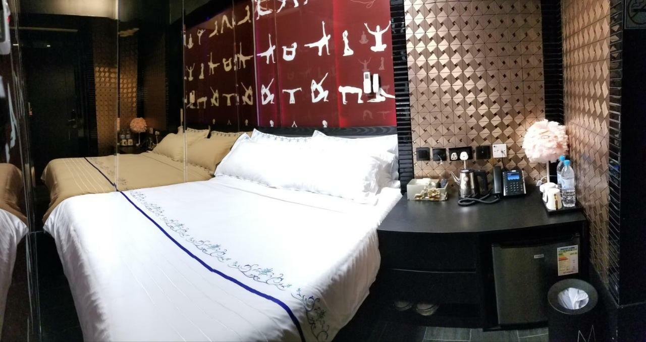 Star City Hotel Hong Kong Exterior photo