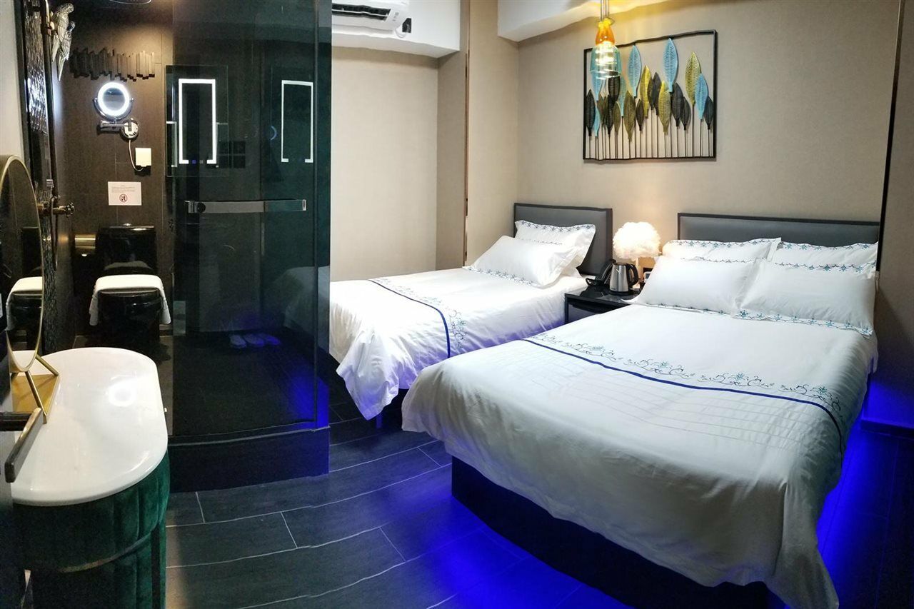 Star City Hotel Hong Kong Exterior photo